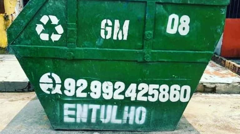 Caçamba GM 08 em obra comercial